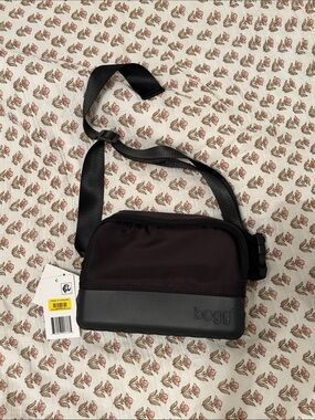 BOGG BAG Stadium Crossbody Bag Black/Black (Comes with cover bag)